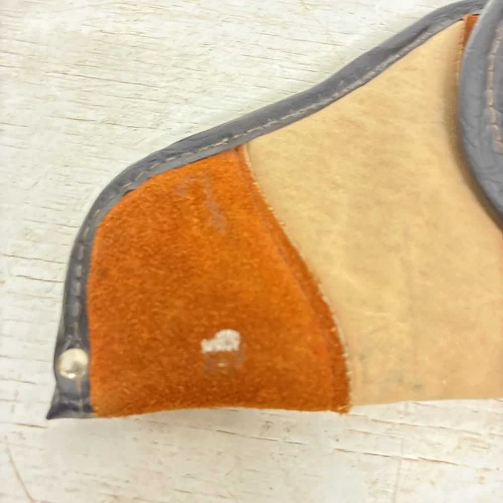 JM BUCHEIMER 17X7 FLAP HOLSTER Some Damage On Closing